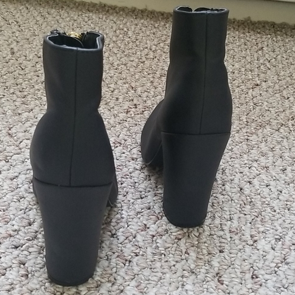 COPY - Michael Antonio black heels size 7.5 - Picture 4 of 11